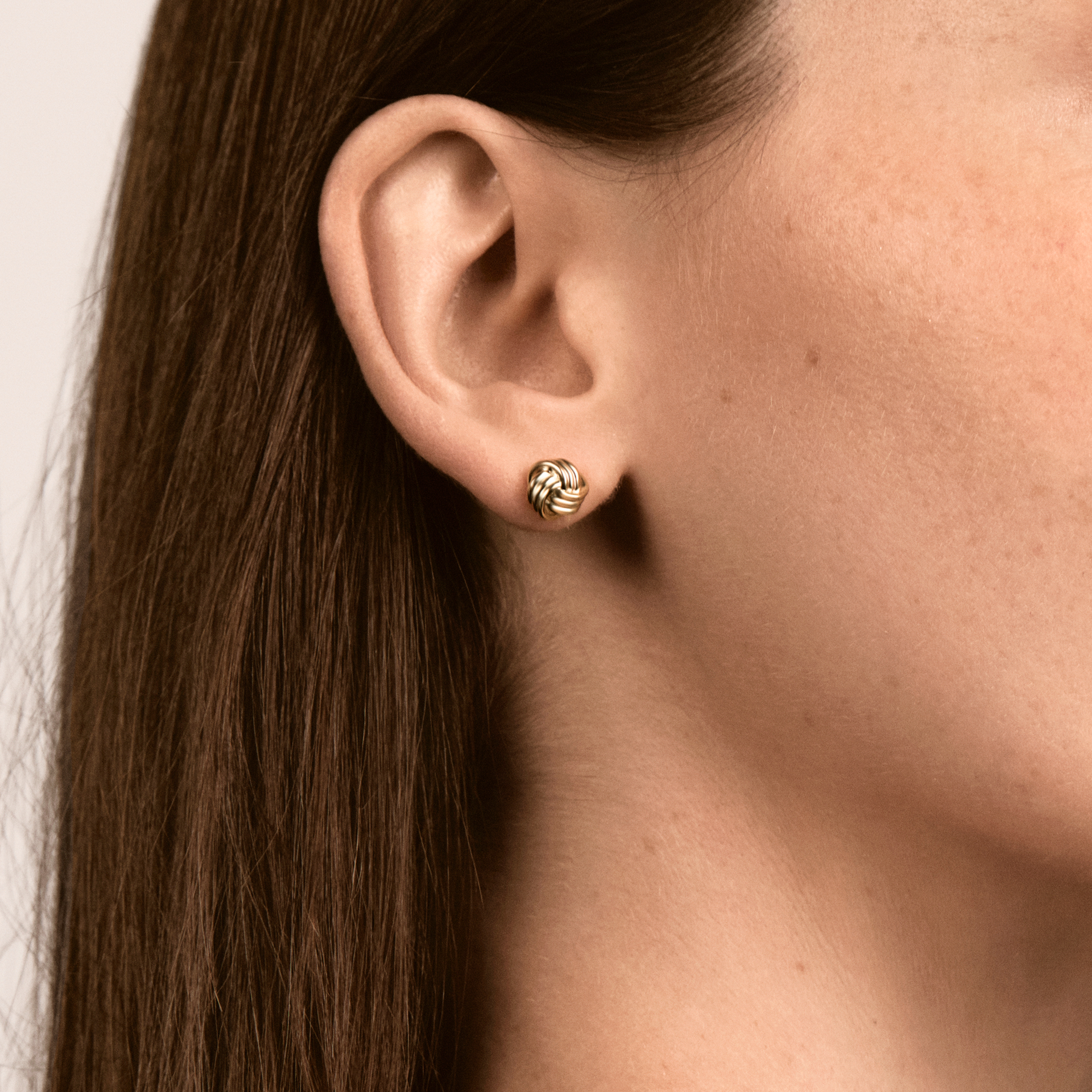 Lien Knot Studs