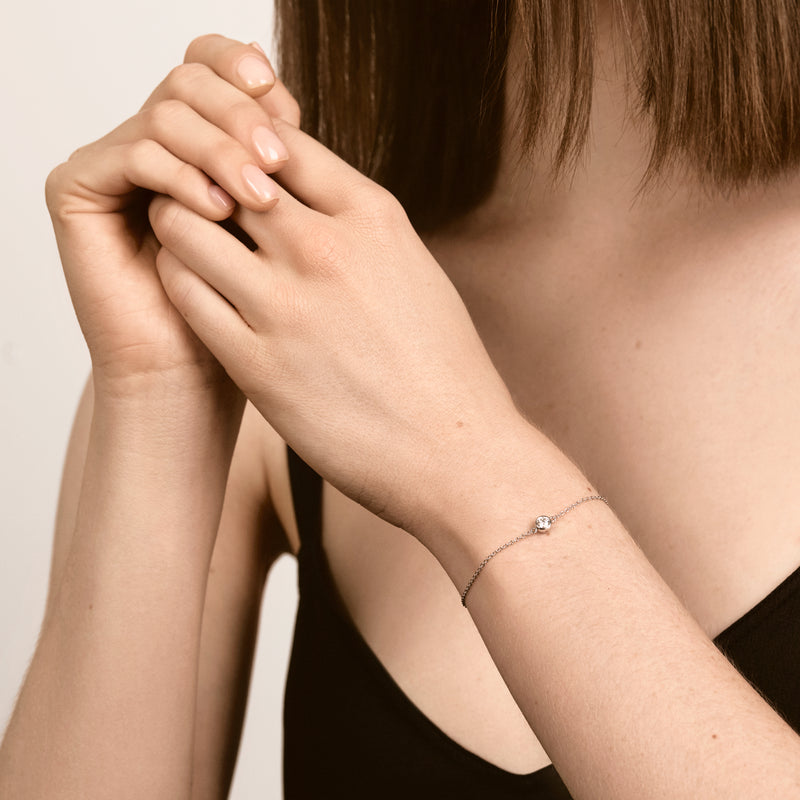 Virelle Round Solitaire Bezel Diamond Bracelet