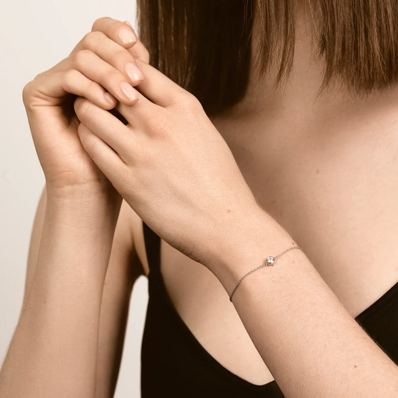 Virelle Round Solitaire Bezel Diamond Bracelet