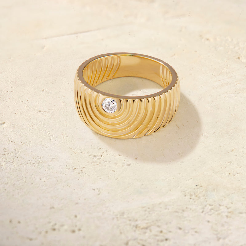 Unda Full Ripple Ring