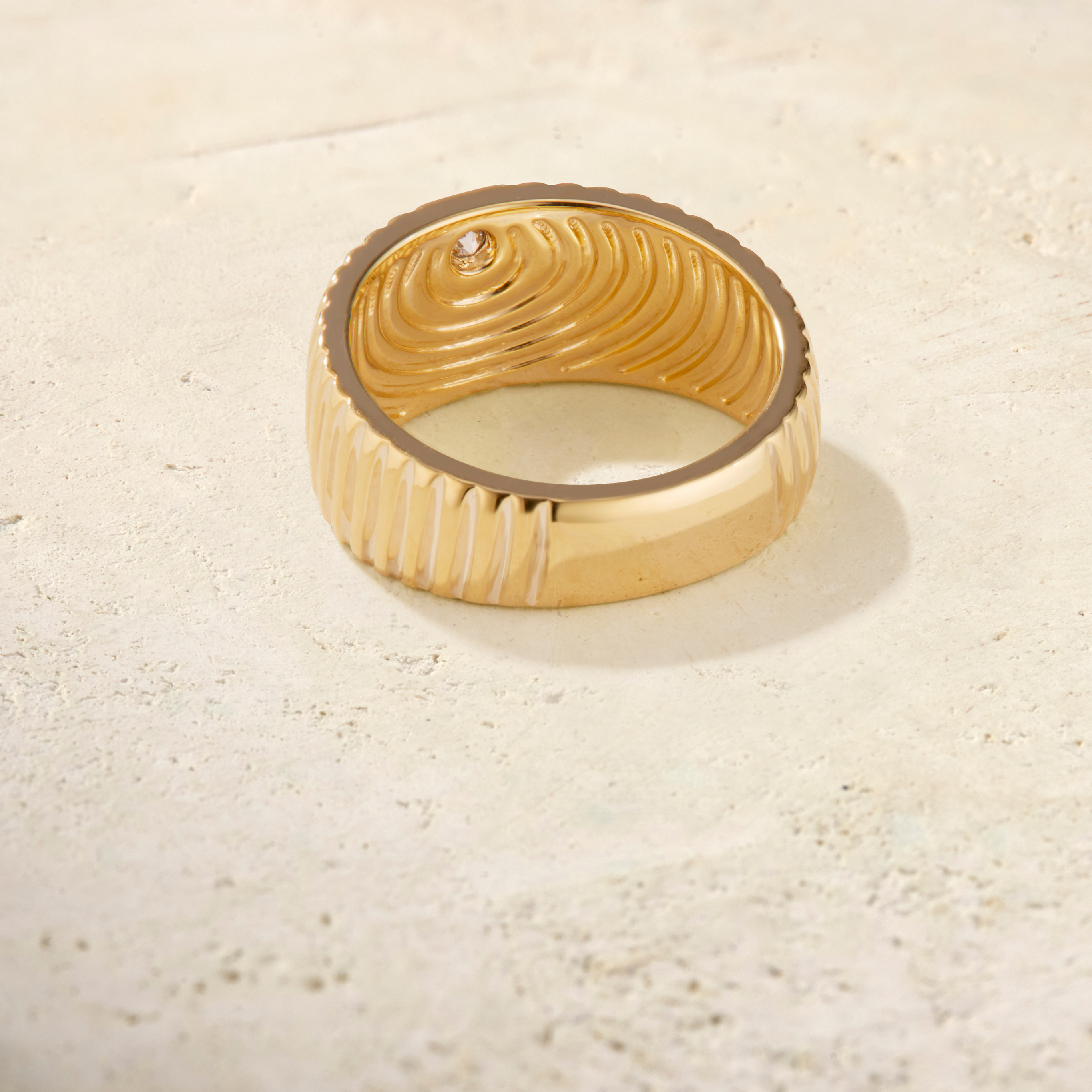 Unda Full Ripple Ring