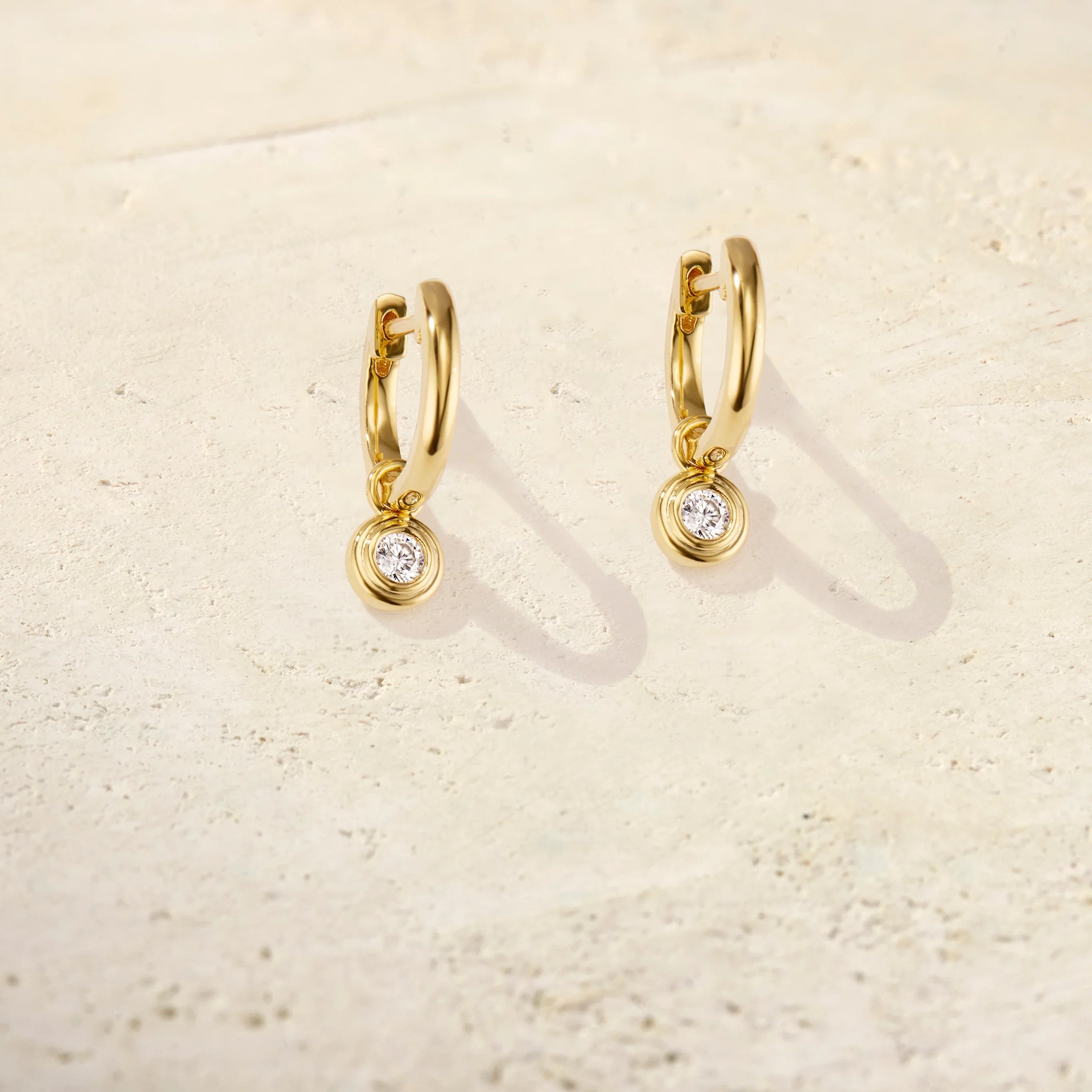 Unda Drop Ripple Hoops