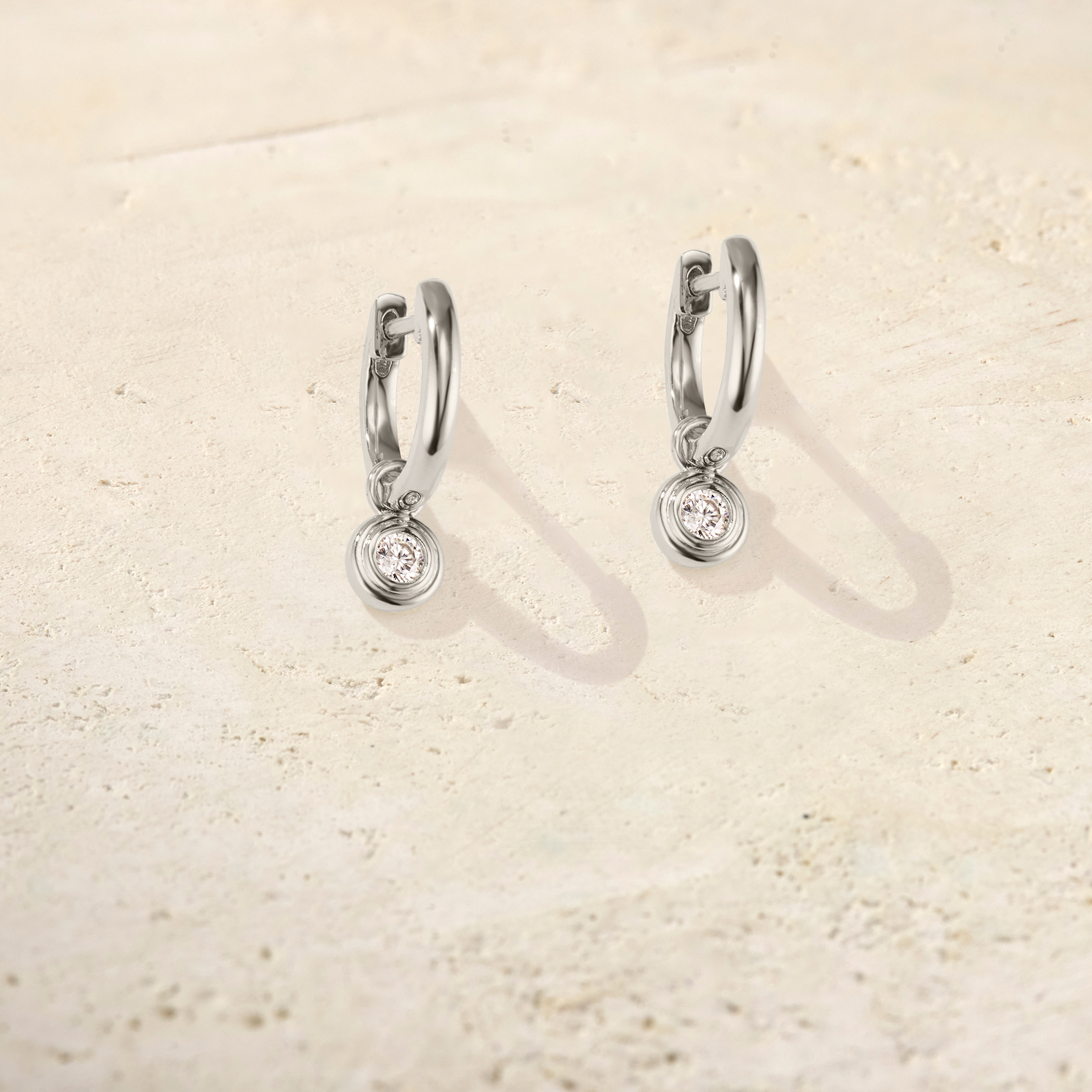 Unda Drop Ripple Hoops