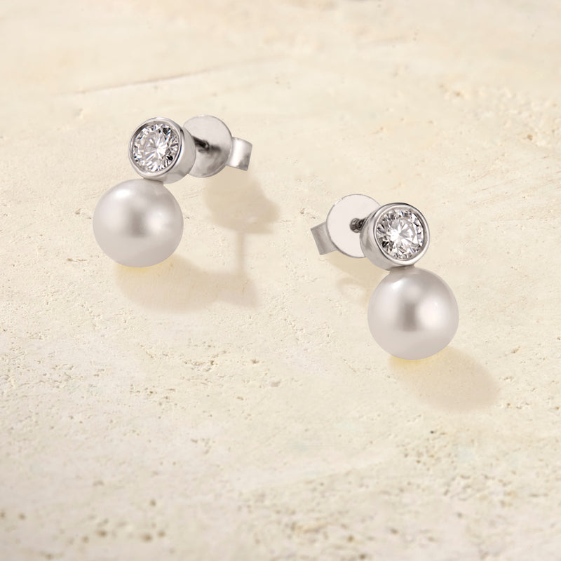 Sora Diamond Pearl Studs