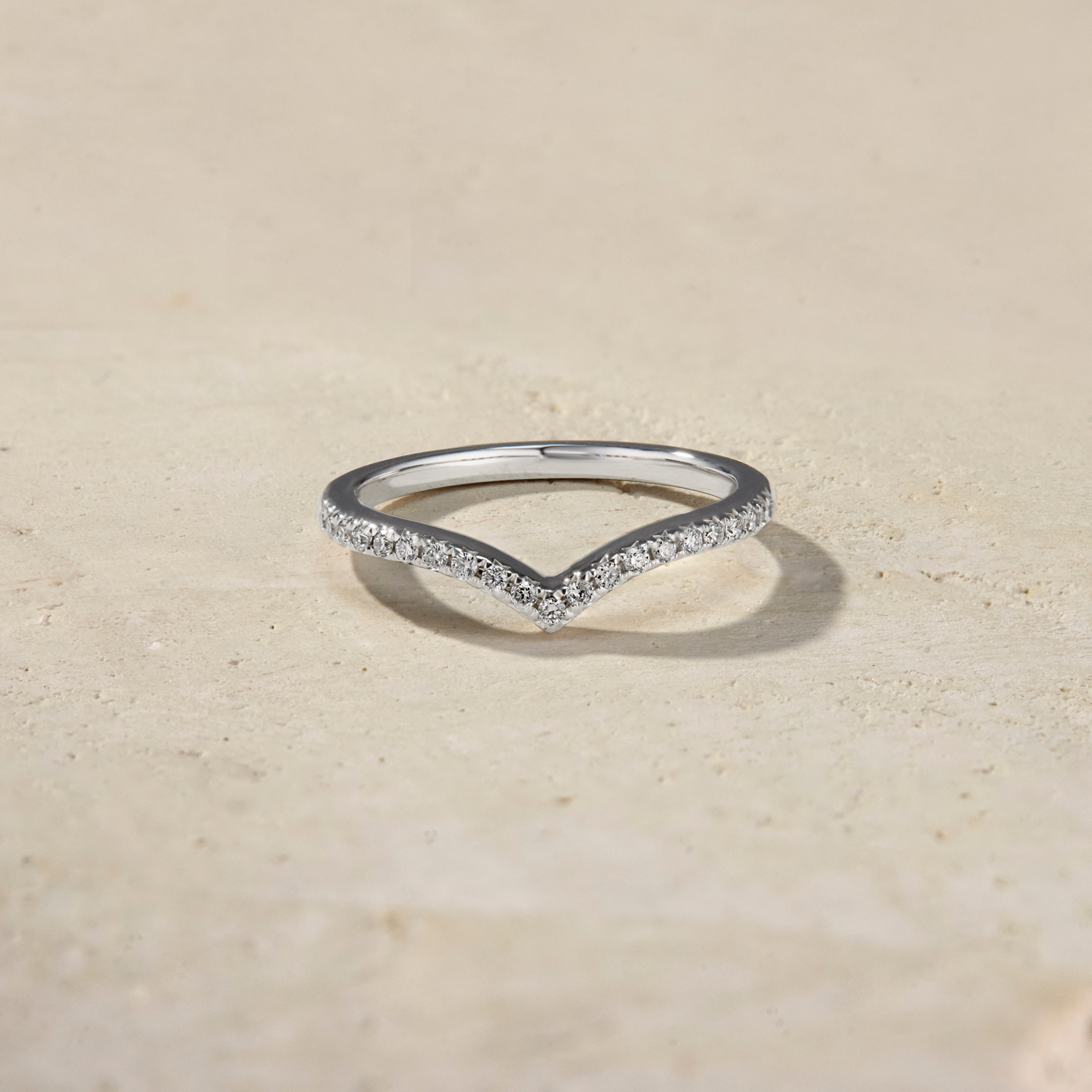 LHUNE Ciel Pave V-Ring - 14K White Gold - Size 3.5