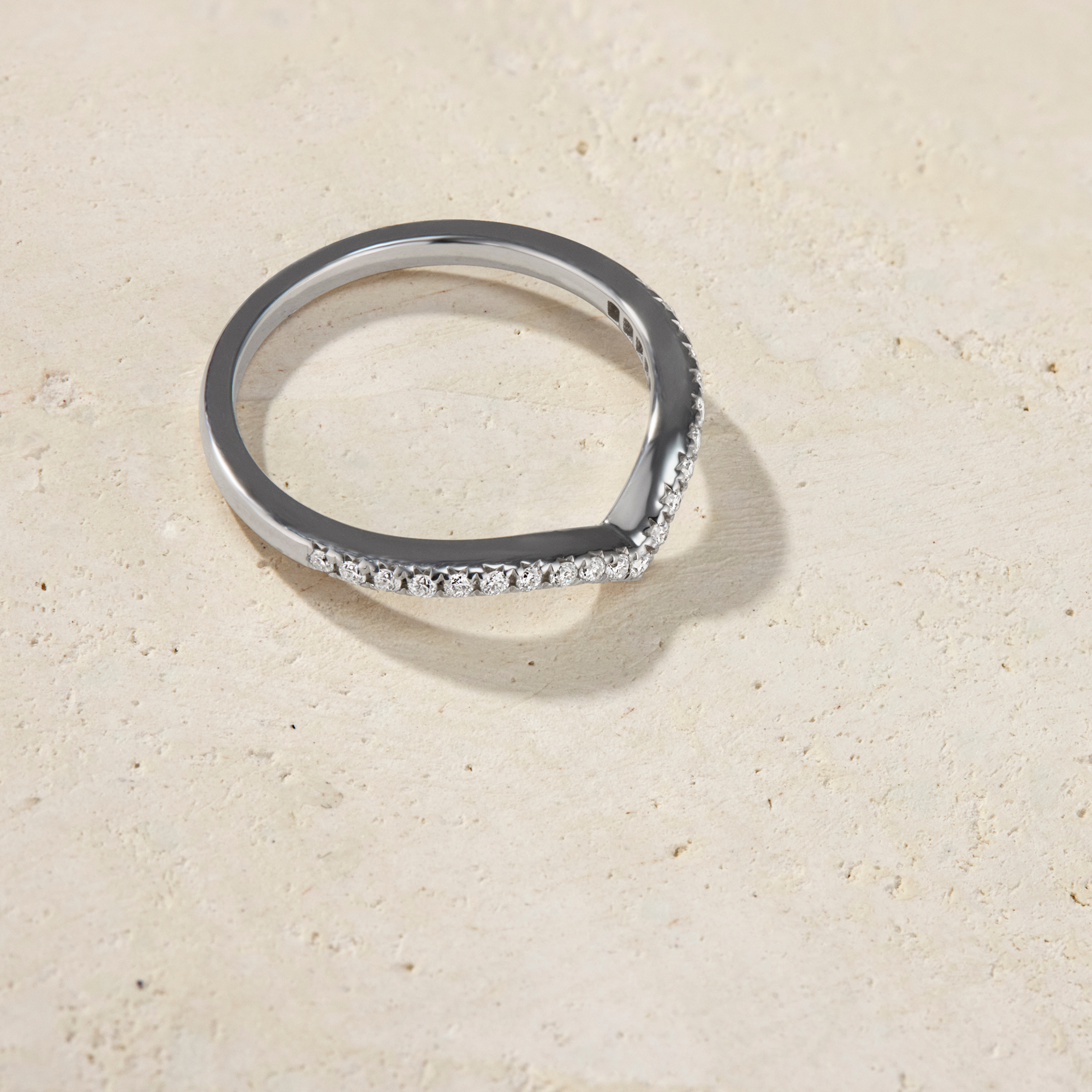 LHUNE Ciel Pave V-Ring - 14K White Gold - Size 5