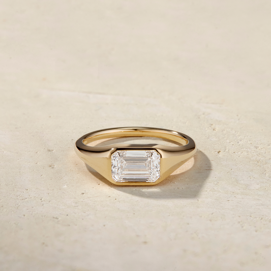 LHUNE Forma Emerald-Cut Signet Ring - 1.5ct- Size 3.5 - 14K Yellow Gold